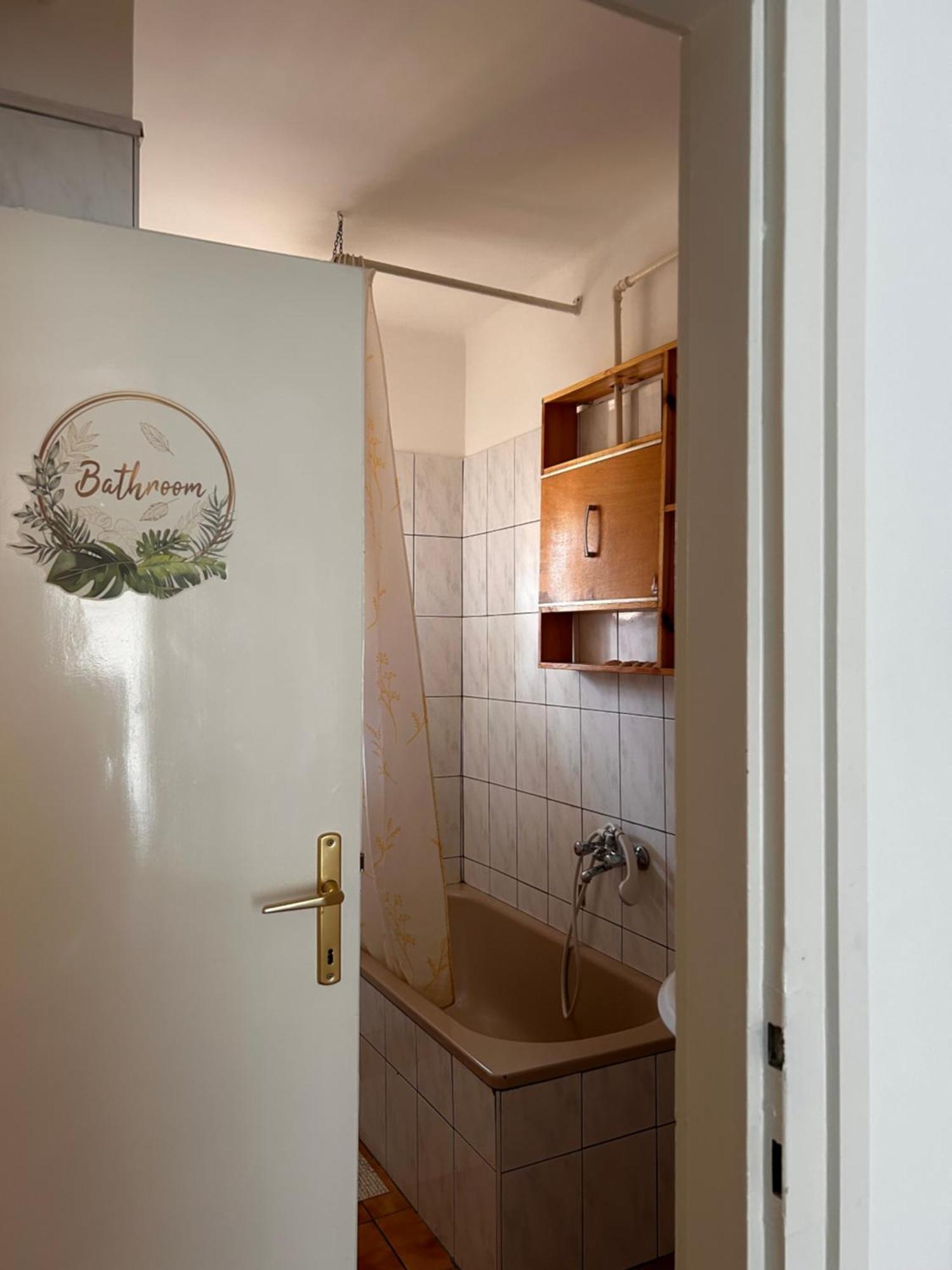Cozy Apartment In The City Centre Next To Dom Square Szegedin Exterior foto